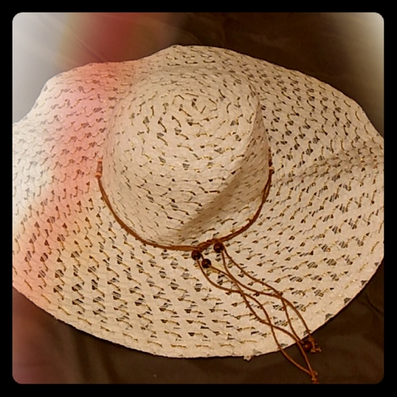 Sun hat - Picture 1 of 3